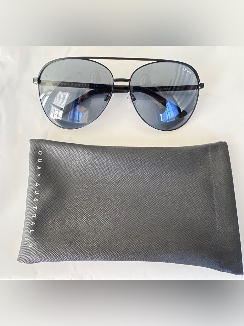 Quay Australia Black Aviator Sunglasses with Gray Lenses